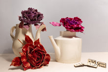 Carica l'immagine nel visualizzatore di Gallery, Rose di velluto