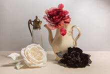 Carica l'immagine nel visualizzatore di Gallery, Rose di seta