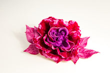 Carica l'immagine nel visualizzatore di Gallery, Rose di velluto