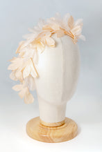 Carica l'immagine nel visualizzatore di Gallery, Petali