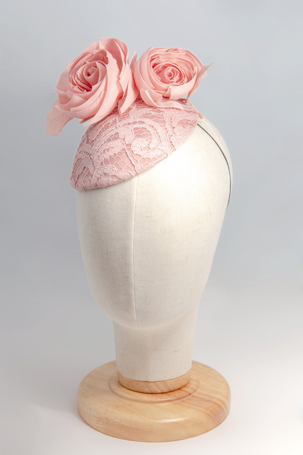 Toque Virgola con rose